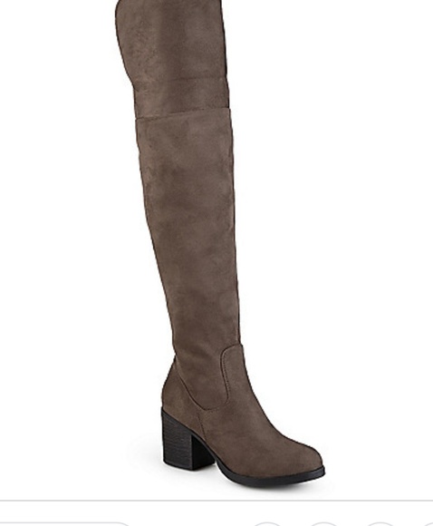 Journee Collection Shoes - 🆕Journee collection women's boots